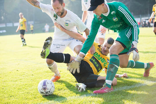 Österlen stoppar IFK Malmö i sista anfallet i matchen i
