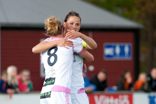 Bläddra bland fler bilder av Fotboll, Damallsvenskan, Vittsjö - Rosengård