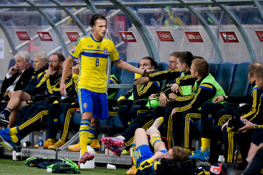 Sveriges Albin Ekdal byts ut