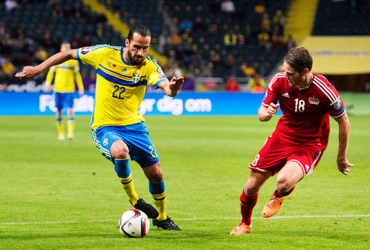 Sveriges Erkan Zengin och Liechtensteins Nicolas Hasler
