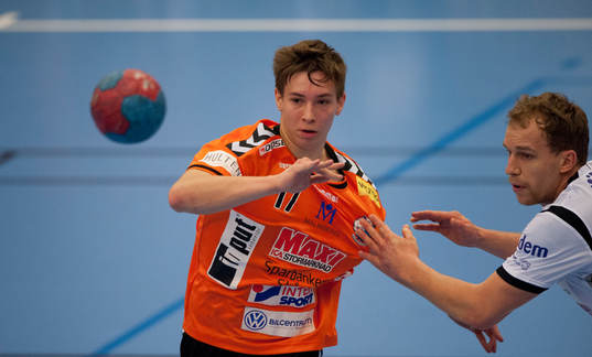 Kristianstads Jerry Tollbring i matchen i EHF-cupen i