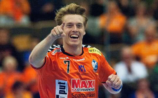 Kristianstads Kristian Björnsen jublar i matchen i