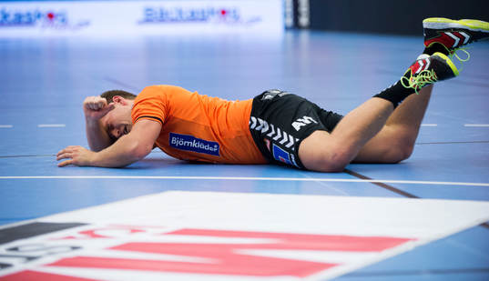 Kristianstads Albin Lagergren deppar i matchen i EHF-cupen