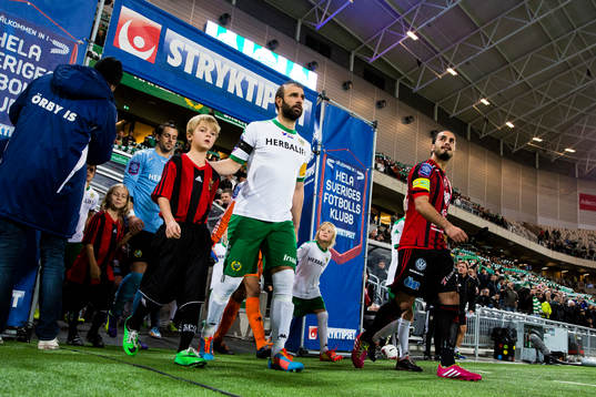 Hammarbys Kennedy Bakircioglu gör entre innan