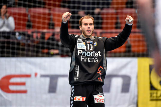 Redbergslids målvakt Tony Heeringson jublar