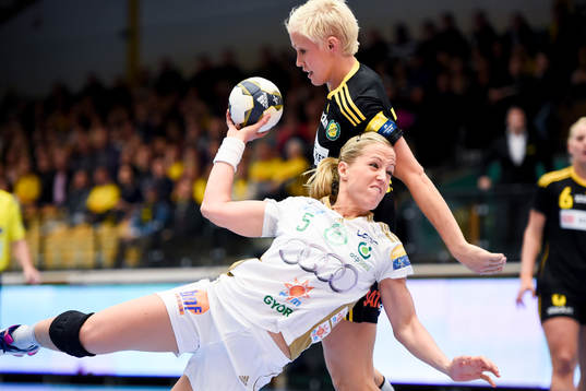 Györis Heidi Loke och Sävehofs Elin Karlsson