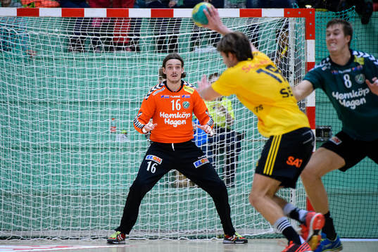 Önnereds målvakt Adam Krantz
