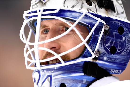 Leksands målvakt Joakim Lundström på uppvärmningen