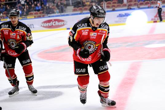 Luleås Johan Forsberg jublar