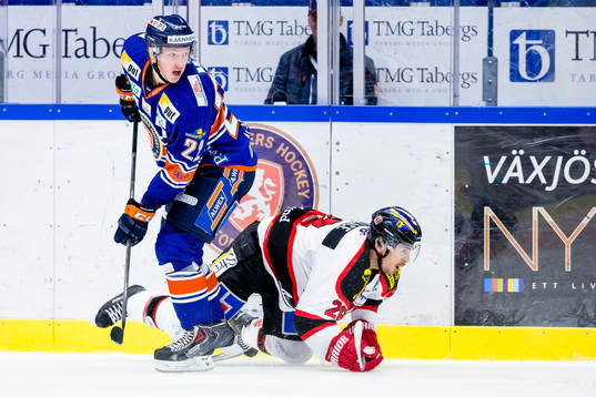 Örebros Tim Wallace ramlar
