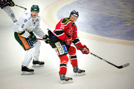 Färjestads Ludwig Byström och Örebros Marcus Weinstock