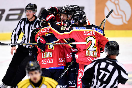 Vild glädje bland Luleåspelarna