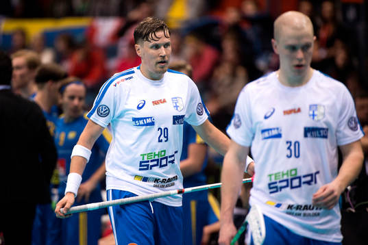 Finlands Mika Kohonen deppar