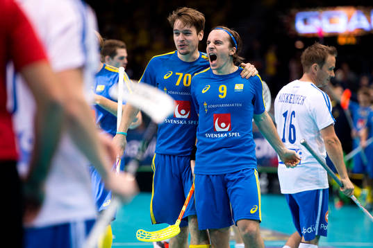 Sveriges Jonas Svahn och Alexander Galante Carlström jublar
