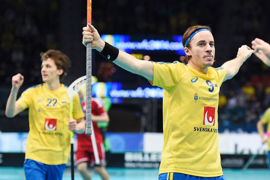 Sveriges Alexander Galante Carlström jublar