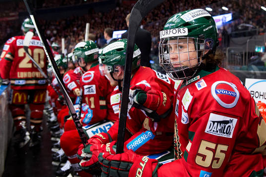 Frölundas John Dahlström i båset