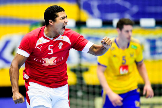 Danmarks Mads Larsen jublar