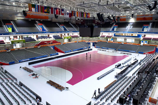Interiören av Ali Bin Hamad Al-Attiyah Arena