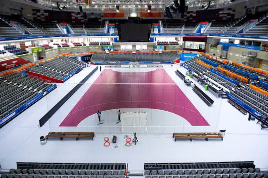 Interiören av Ali Bin Hamad Al-Attiyah Arena