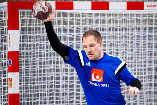 Sveriges målvakt Mattias Andersson
