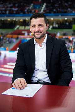 Ljubomir Vranjes i Kanal 5 studion innan handbollmatchen i