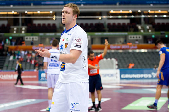 Islands Aron Palmarsson deppar