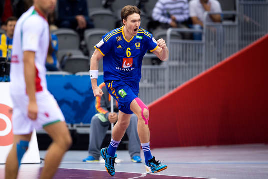 Sveriges Jonas Källman jublar