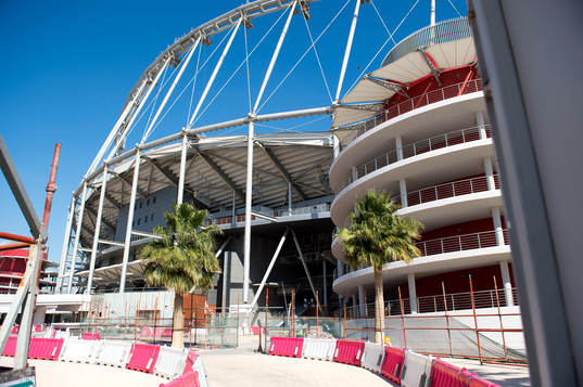 Khalifa International Stadium som renoveras