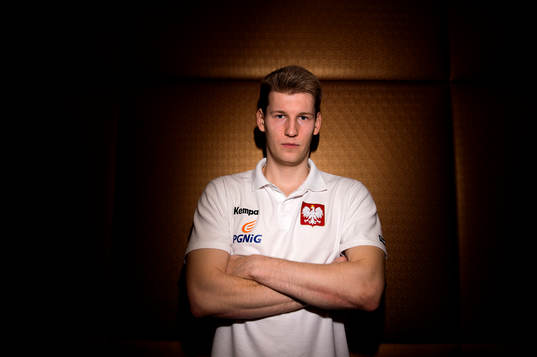 Polens målvakt Piotr Wyszomirski