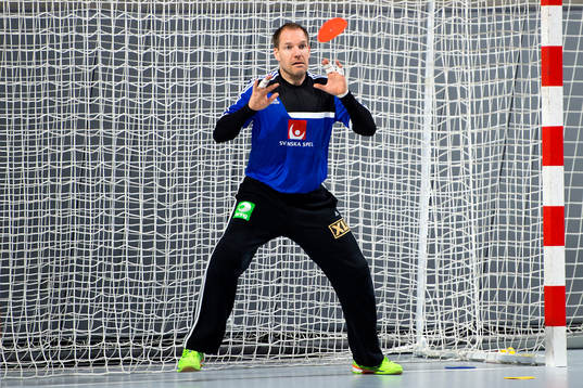Sveriges målvakt Mattias Andersson