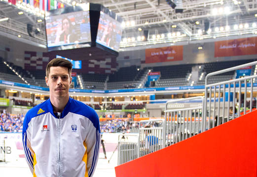 Sveriges Kim Andersson lämnar arenan