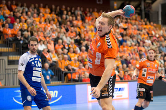 Kristianstads Fredric Pettersson skjuter