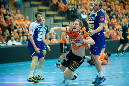 Kristianstads Fredric Pettersson skjuter förbi Alingsås