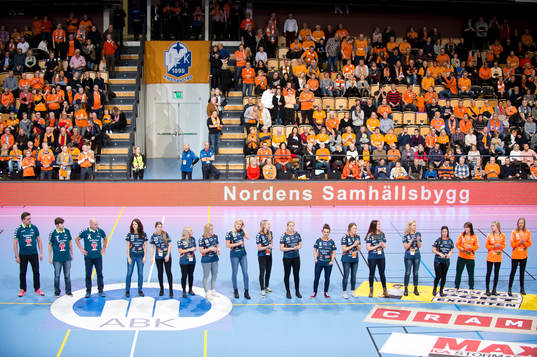 Kristianstads damlag hyllades i pausen
