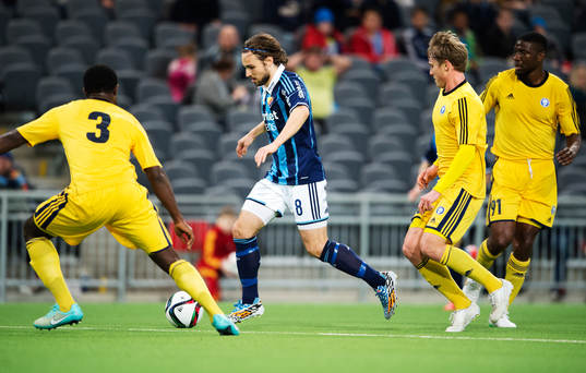 Djurgårdens Kevin Walker i ett anfall