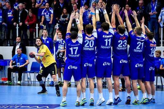 Sävehofs Olle Forsell-Schefvert med matchens sista skott