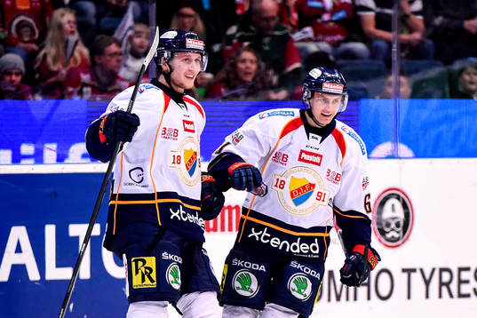 Djurgårdens Emil Lundberg och Markus Ljungh jublar