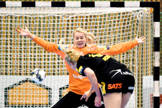 Sävehofs Ida Odén sätter en straff bakom Larviks