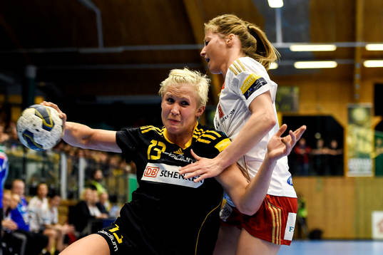 Sävehofs Elin Karlsson och Larviks Sanna Charlotte Solberg