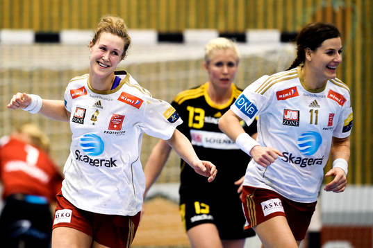 Larviks Marit Malm Frafjord och Linn-Kristin Koren