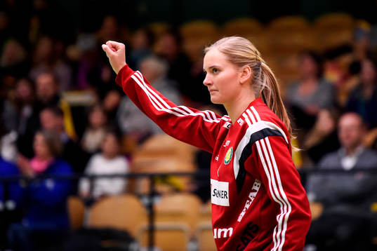 Sävehofs målvakt Johanna Bundsen jublar