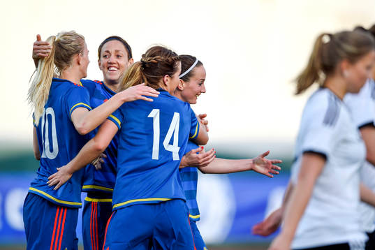 Sveriges Therese Sjögran, Sofia Jakobsson, Hanna Folkesson