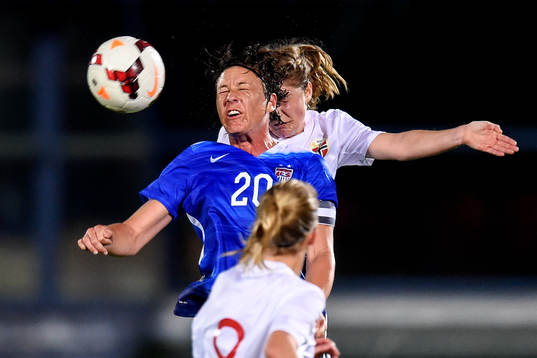 Bläddra bland fler bilder av Fotboll, Algarve Cup, Norge - USA