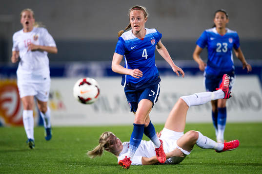 s Becky Sauerbrunn