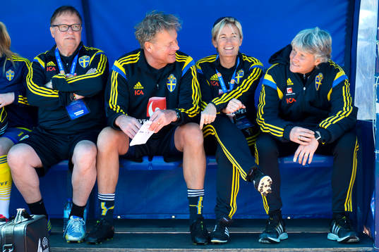 Sveriges läkare Yelverton Tegner, målvaktstränare Mikael