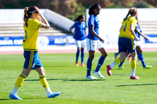 Sveriges Kosovare Asllani deppar