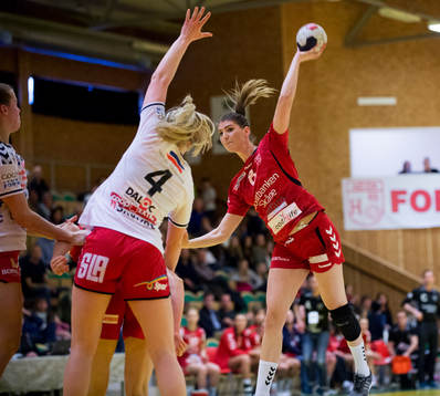Höörs Julia Andrejic i matchen i damernas elitserie i