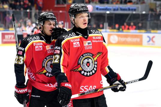 Luleås Lucas Wallmark(v) och Lennart Petrell(h)