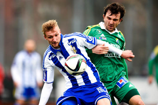 IFK Göteborgs Sebastian Erikssonoch Ljungskiles Aleksandar