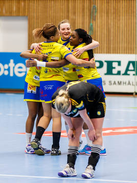 Metz spelare jublar